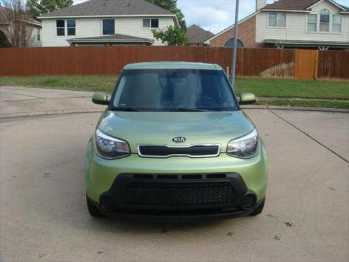 2016 Kia Soul Base