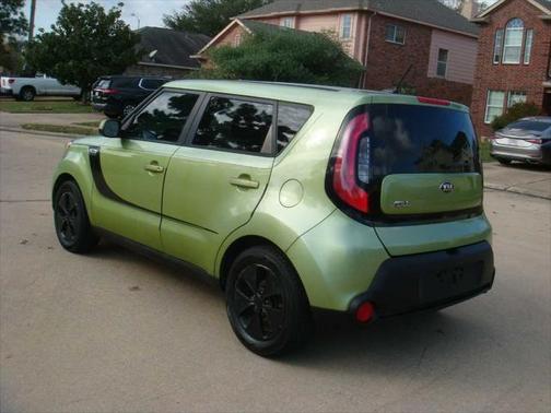 2016 Kia Soul Base