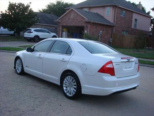 2010 Ford Fusion Hybrid Base