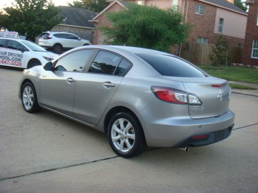 2010 Mazda Mazda3 4dr Sdn Auto i Touring