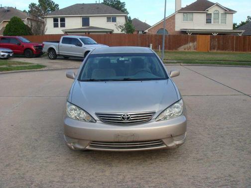 2006 Toyota Camry LE