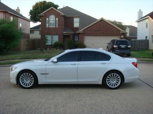2012 BMW 750 i xDrive
