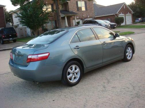 2007 Toyota Camry LE V6
