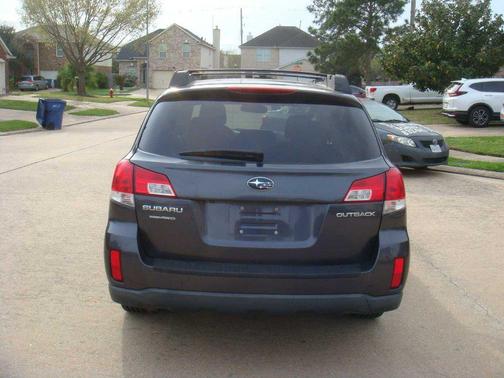 Caramel Bronze Pearl 2013 Subaru Outback 4dr Wgn H4 Auto 2.5i Premium