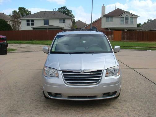 Bright Silver Metallic 2010 Chrysler Town & Country 4dr Wgn Touring