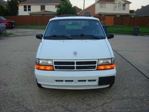1995 Dodge Caravan BASE WAGON 5P 3.0L V6