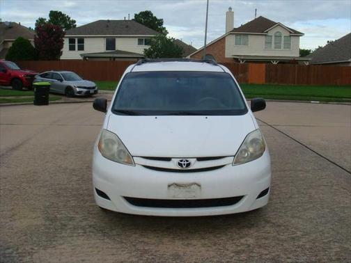 2008 Toyota Sienna LE