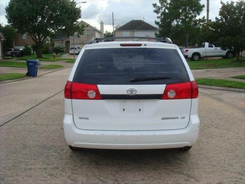 2008 Toyota Sienna LE