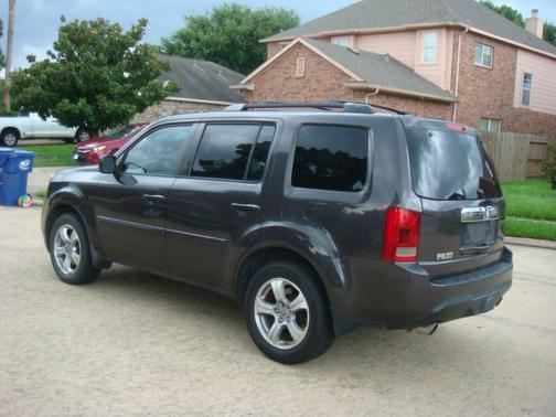 Crystal Black Pearl 2013 Honda Pilot 2WD 4dr EX-L w/Navi