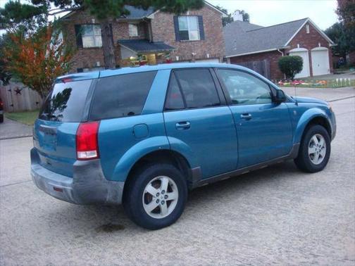 2005 Saturn Vue Base