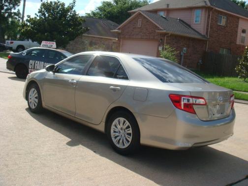 Classic Silver Metallic 2013 Toyota Camry 4dr Sdn I4 Auto L (Natl)