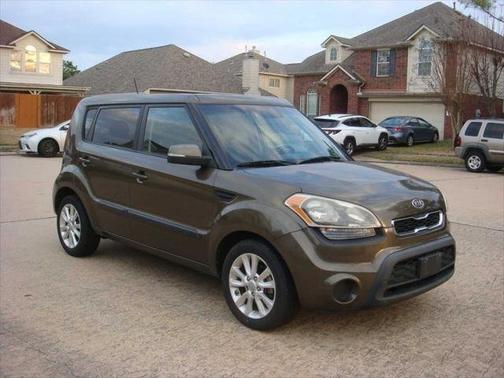 2012 Kia Soul 5dr Wgn Auto +