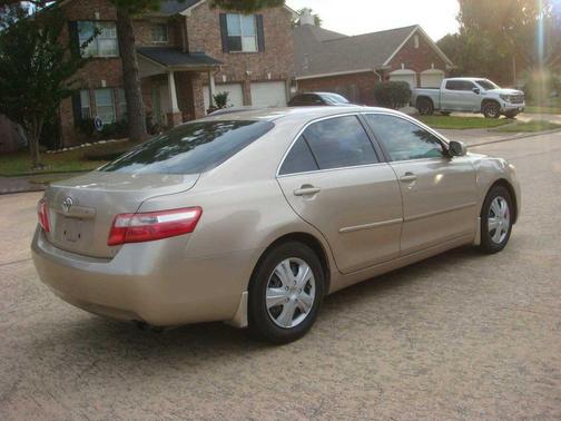 2009 Toyota Camry LE