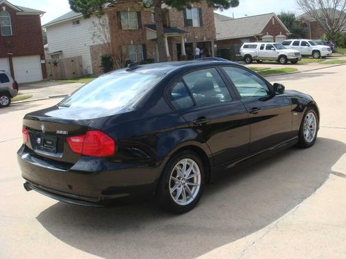 2010 BMW 328 4dr Sdn 328i RWD South Africa