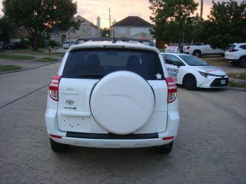 2011 Toyota RAV4 Base