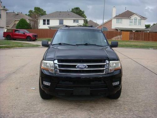 2017 Ford Expedition EL XLT