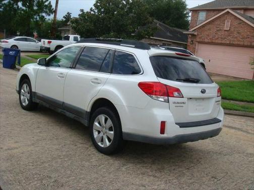 2011 Subaru Outback 2.5 i Premium