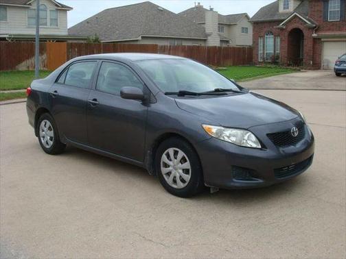 Magnetic Gray Metallic 2009 Toyota Corolla 4dr Sdn Man (Natl)