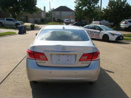 2010 Lexus ES 350 Base