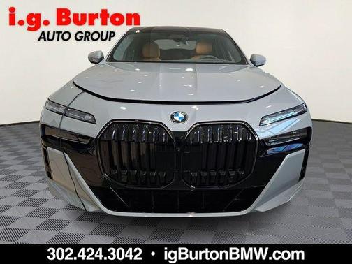 2026 BMW 740 i xDrive