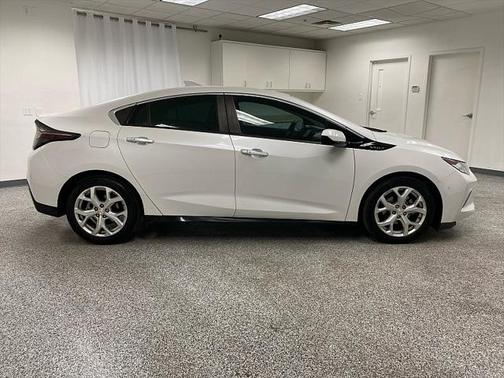 2017 Chevrolet Volt Premier
