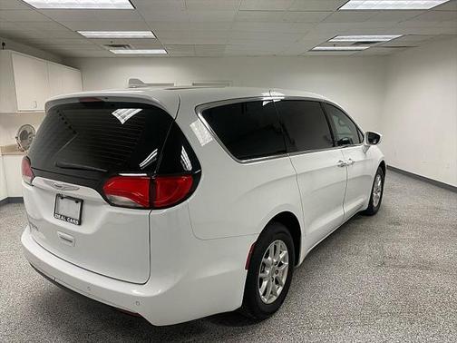 2020 Chrysler Pacifica Touring