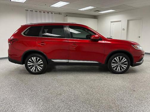 2020 Mitsubishi Outlander ES