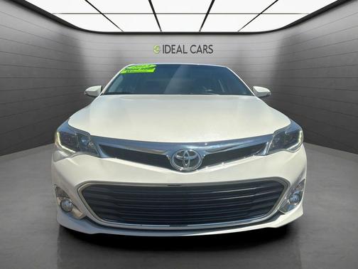 Blizzard Pearl 2013 Toyota Avalon Limited