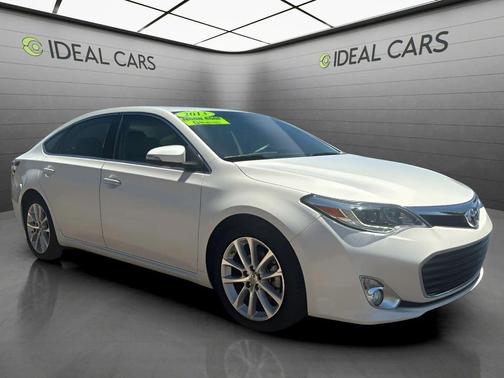 Blizzard Pearl 2013 Toyota Avalon Limited