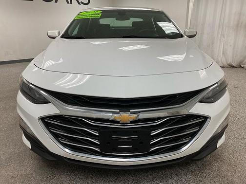Summit White 2021 Chevrolet Malibu FWD LT