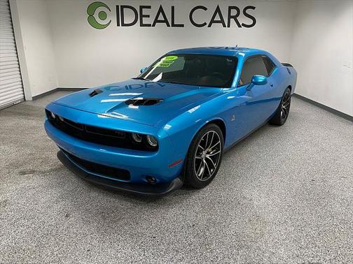 2016 Dodge Challenger R/T Scat Pack