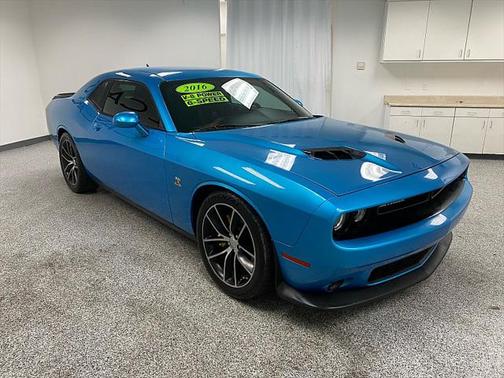 2016 Dodge Challenger R/T Scat Pack