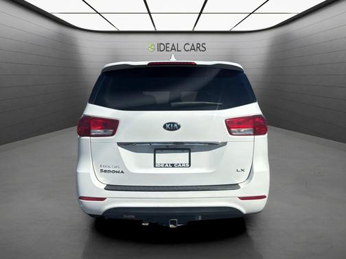 Clear White 2017 Kia Sedona LX