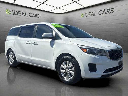 Clear White 2017 Kia Sedona LX