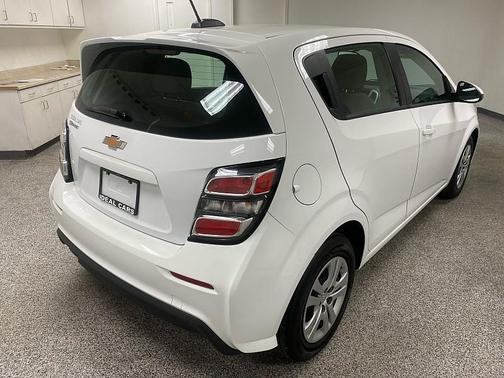 2017 Chevrolet Sonic LT