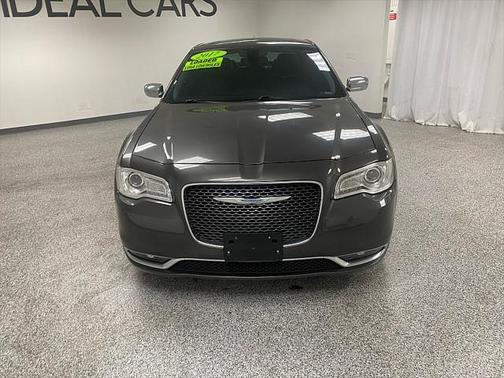 2017 Chrysler 300C Base