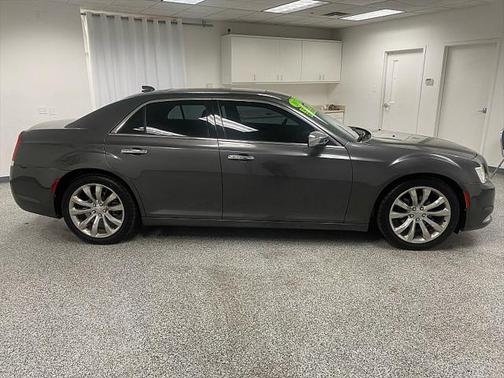 2017 Chrysler 300C Base