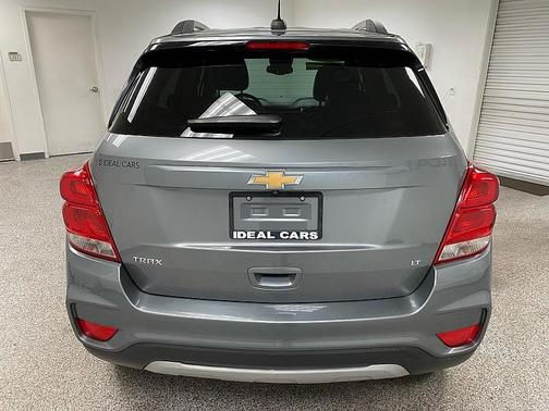 Satin Steel Metallic 2020 Chevrolet Trax LT