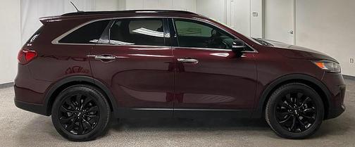 2020 Kia Sorento S