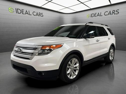 White Platinum Metallic Tri-Coat 2013 Ford Explorer XLT