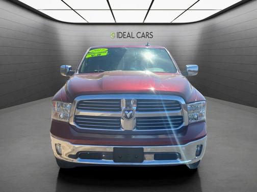 Delmonico Red Pearlcoat 2017 RAM 1500 Big Horn