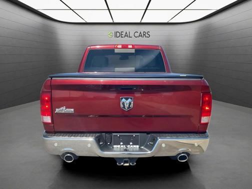 Delmonico Red Pearlcoat 2017 RAM 1500 Big Horn