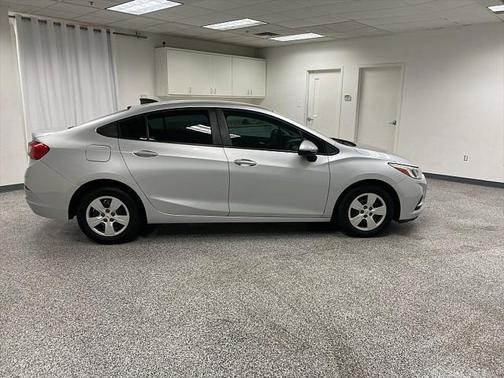 2018 Chevrolet Cruze LS