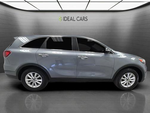 Everlasting Silver 2020 Kia Sorento L