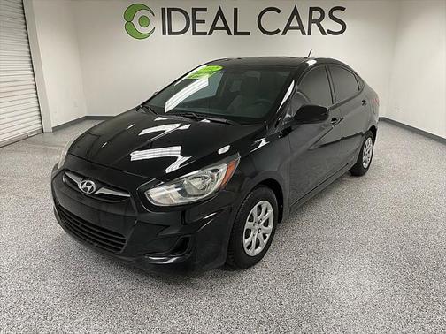 2012 Hyundai Accent GLS