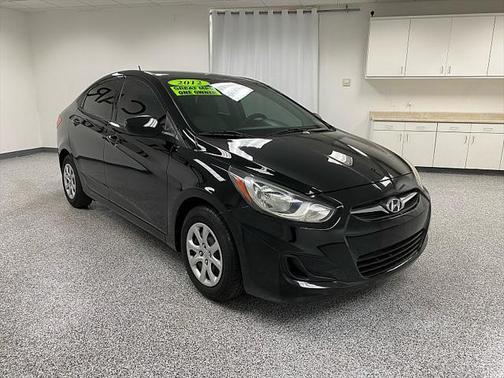 2012 Hyundai Accent GLS