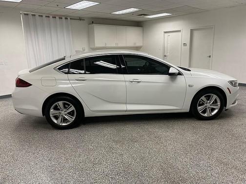 2019 Buick Regal Sportback FWD Preferred