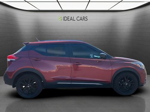 Cayenne Red Metallic 2020 Nissan Kicks SR