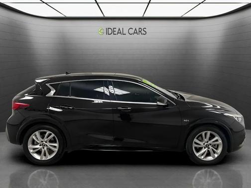 Black Obsidian 2018 INFINITI QX30 Luxury