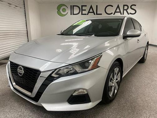 Brilliant Silver Metallic 2020 Nissan Altima S FWD